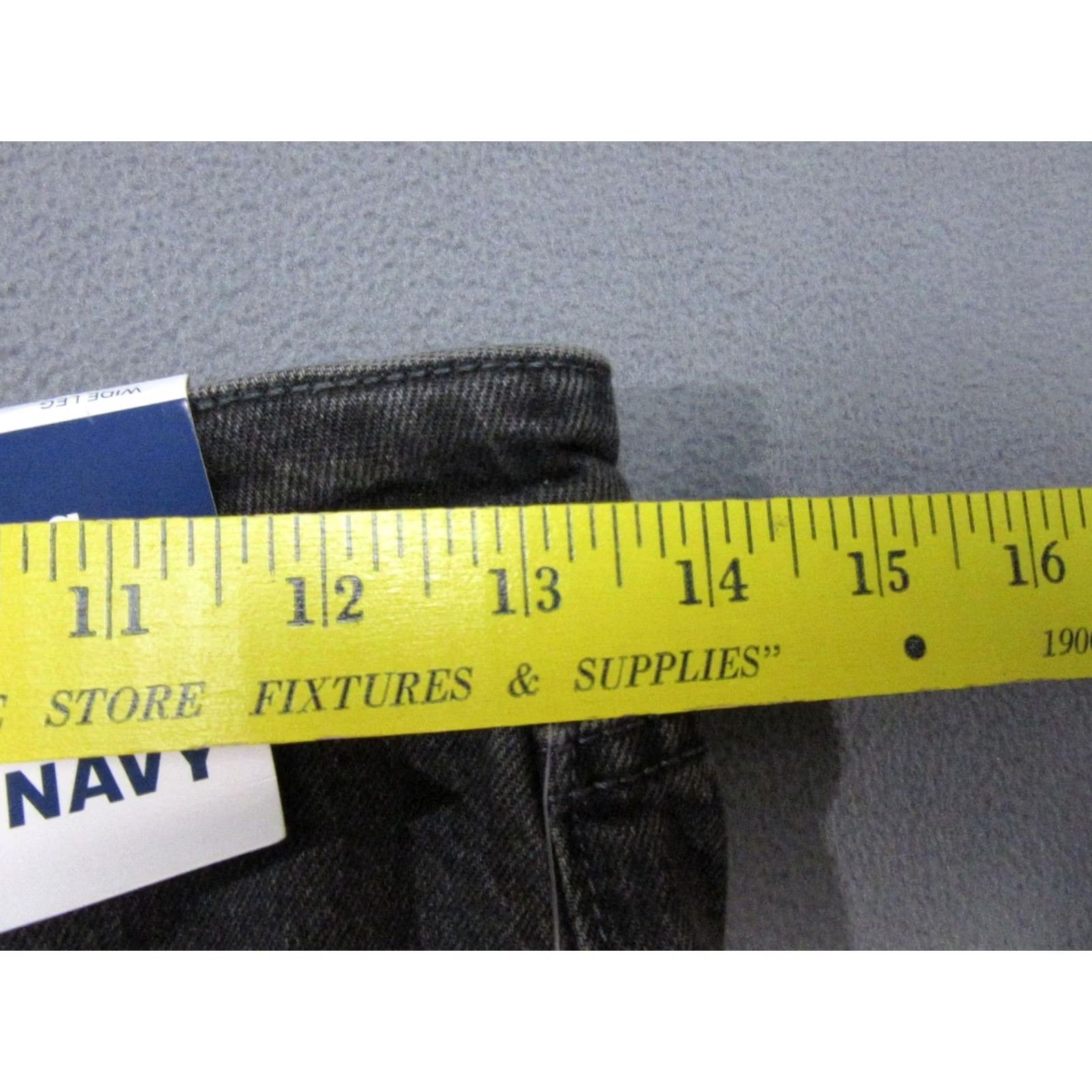 Old Navy - Main Selling Point: "Old Navy Jeans" clearly identifies the product Size 25" / US 0 / IT 36 - 5 Thumbnail