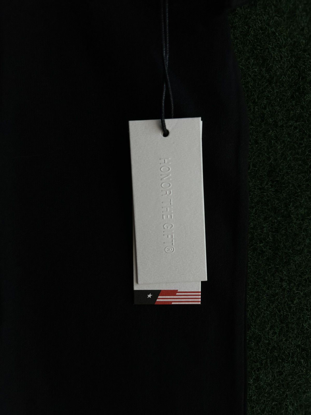 Honor the Gift Honor The Gift Tee size small Size US S / EU 44-46 / 1 - 4 Thumbnail