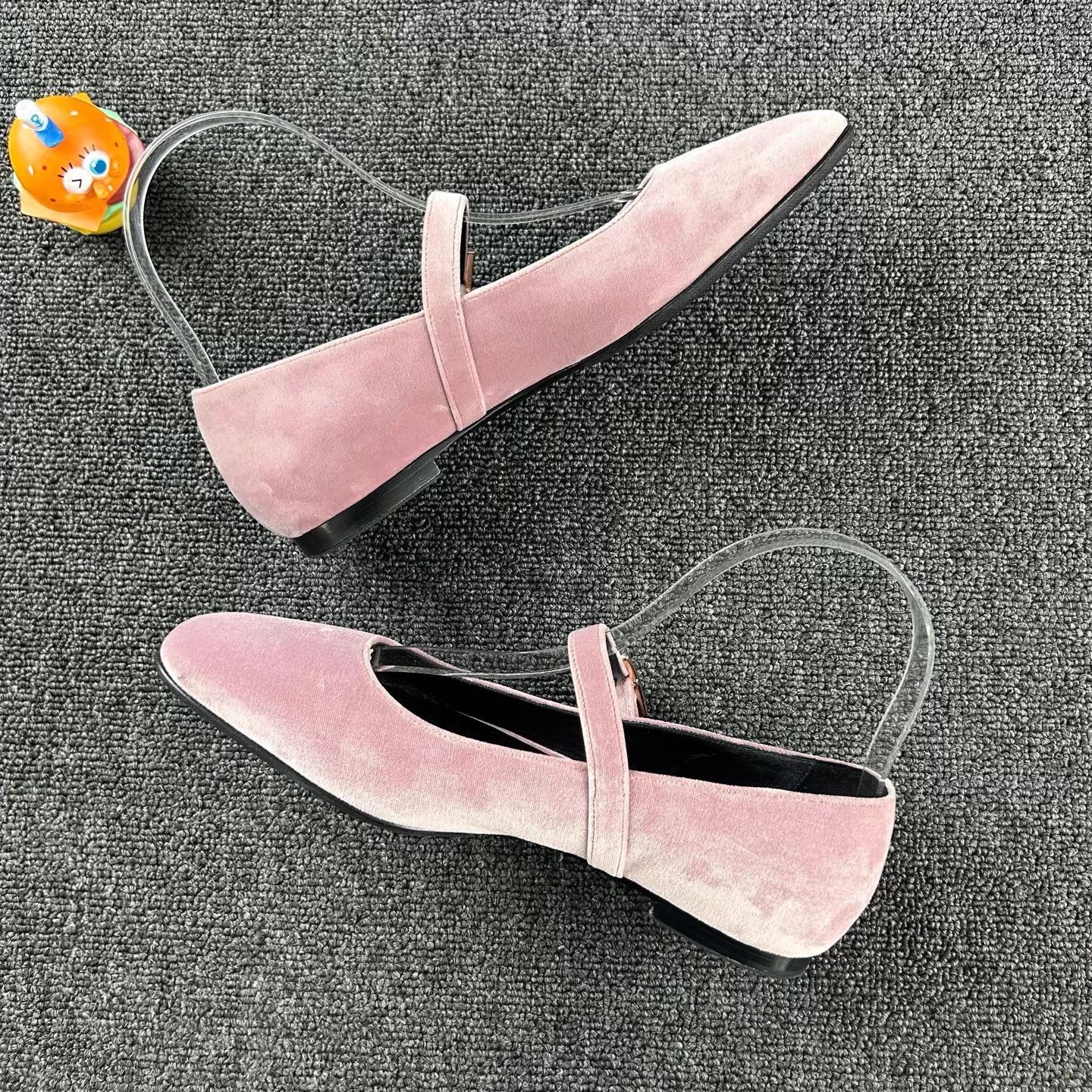 Hermes Hermes velvet Mary Janes 37 crystal buckle logo Size US 6 / IT 36 - 3 Thumbnail
