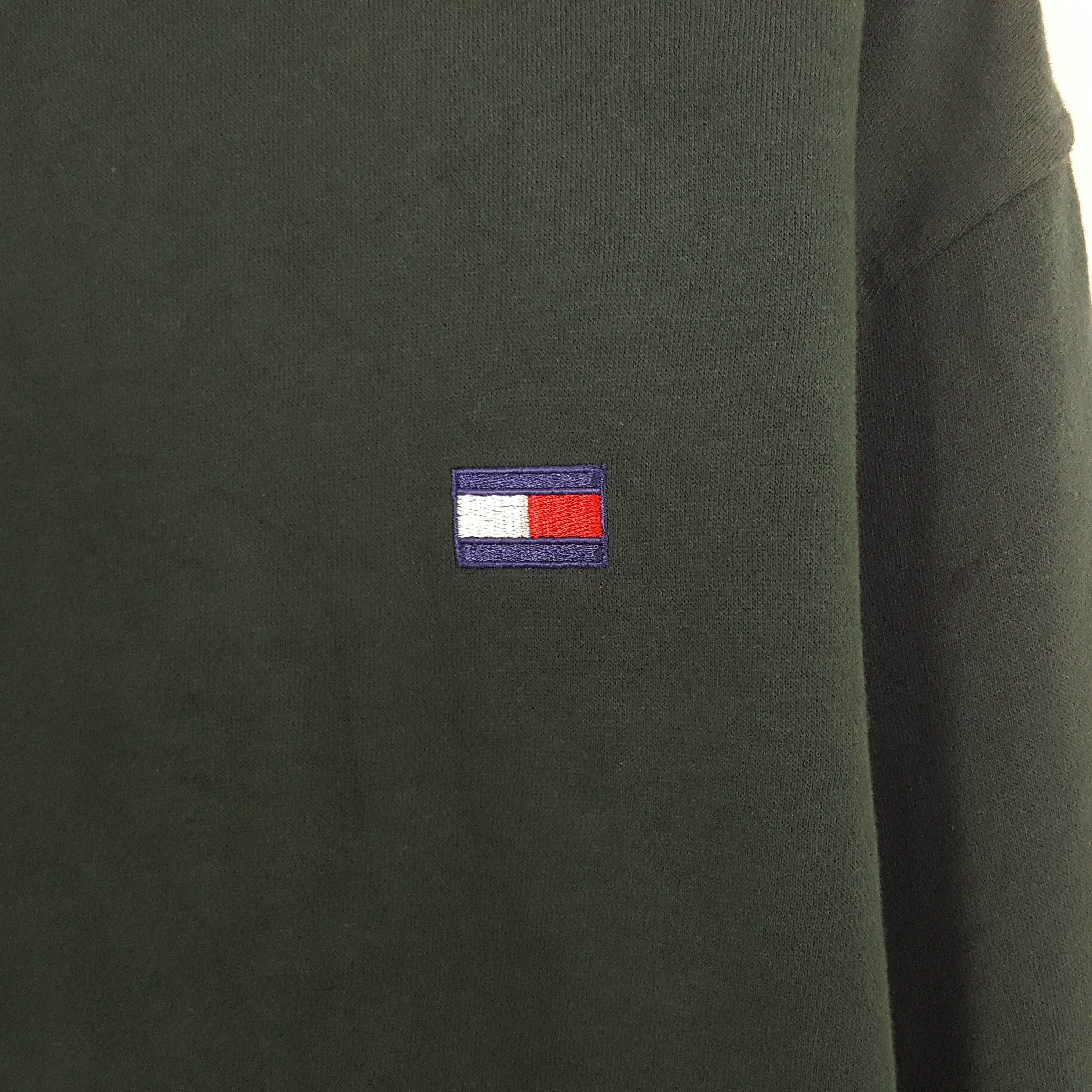 Tommy Hilfiger × Vintage Vintage Tommy Hifiger Embroidery Logo Sweatshirt Size US L / EU 52-54 / 3 - 2 Thumbnail
