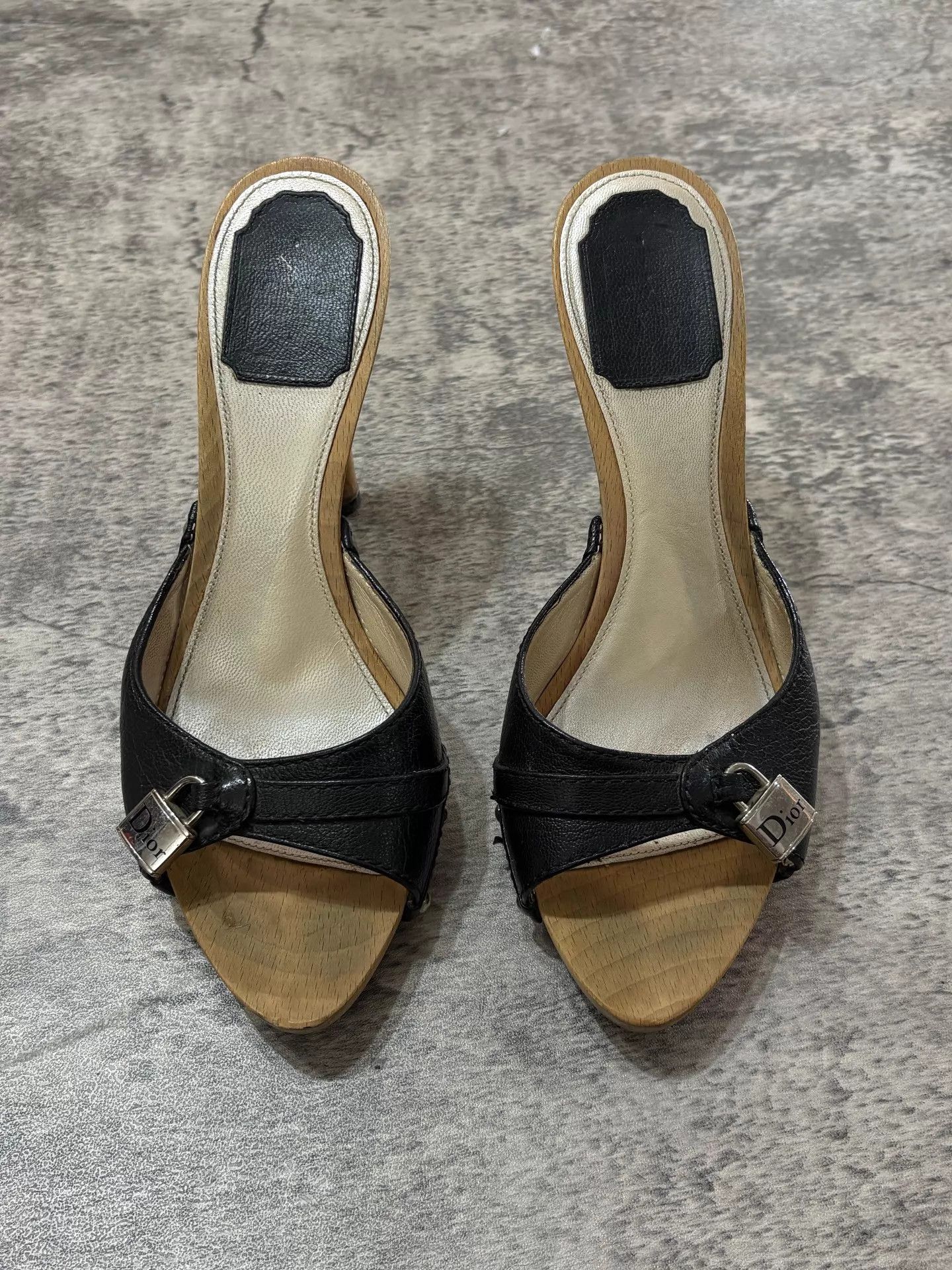 Dior Dior Vintage Lock Rivet Cowhide Clog Peep Toe Sandal 38 Size US 7.5 / IT 37.5 - 3 Thumbnail