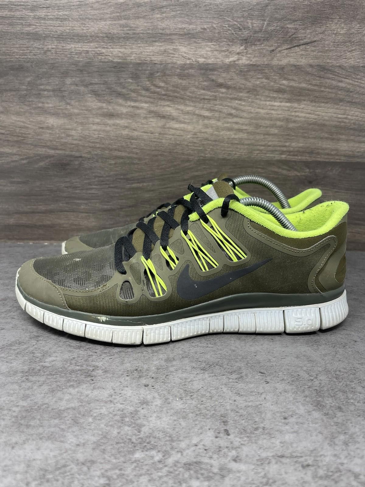Nike Nike Free 5.0 Sneakers Mens Size 9 Green Shield Running Size US 9 / EU 42 - 1 Thumbnail