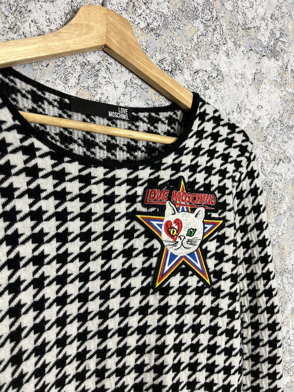 Designer × Love Moschino × Moschino Love Moschino Sweater Big Cat Logo Pullover Size USA 10 Size L / US 10 / IT 46 - 3 Thumbnail