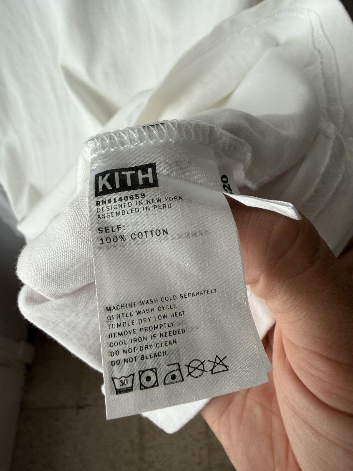 Kith Kith One World L/S White Tee Size US L / EU 52-54 / 3 - 7 Thumbnail