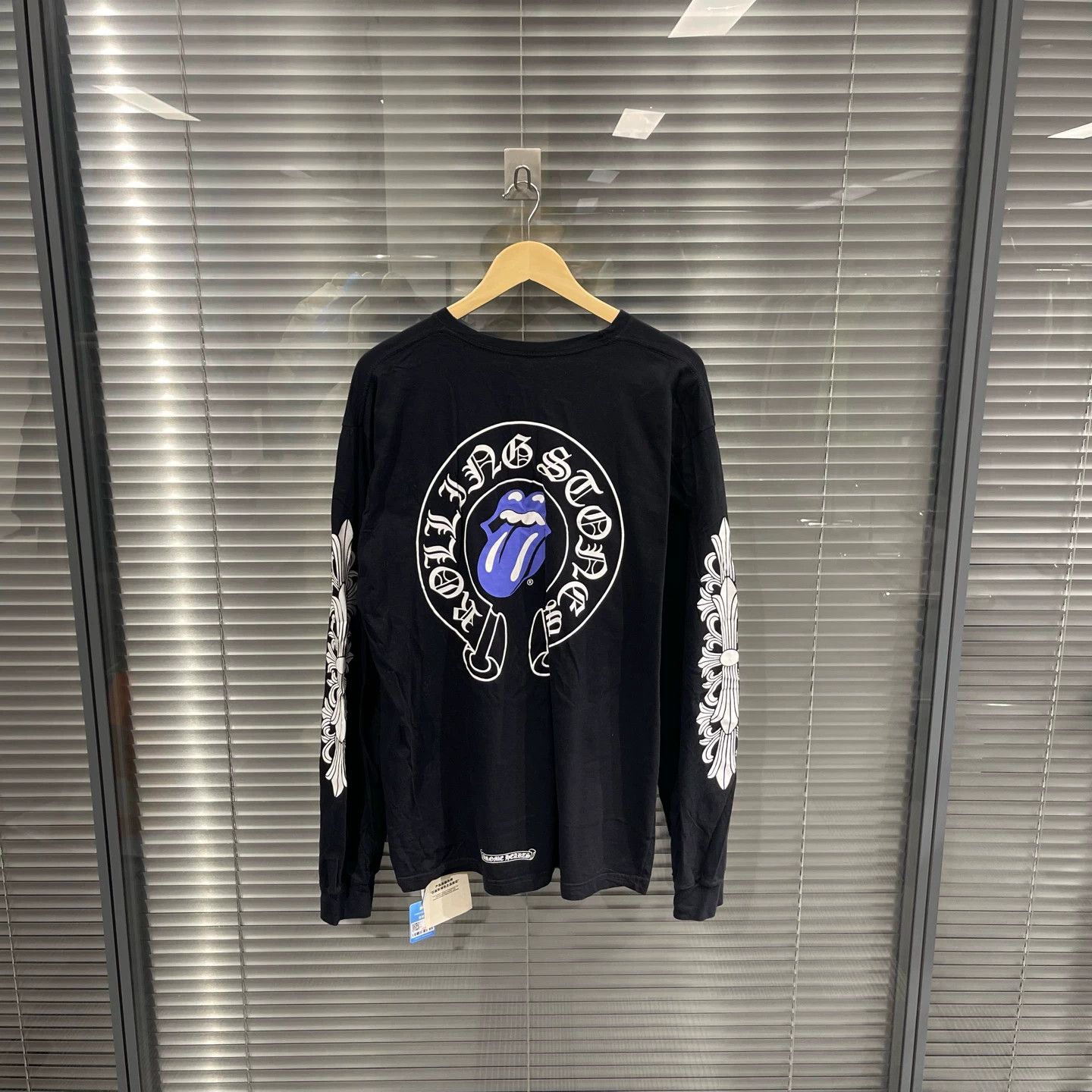 Chrome Hearts Chrome Hearts Rolling Stones Arm Print Black Long Sleeve Size US XXL / EU 58 / 5 - 2 Thumbnail