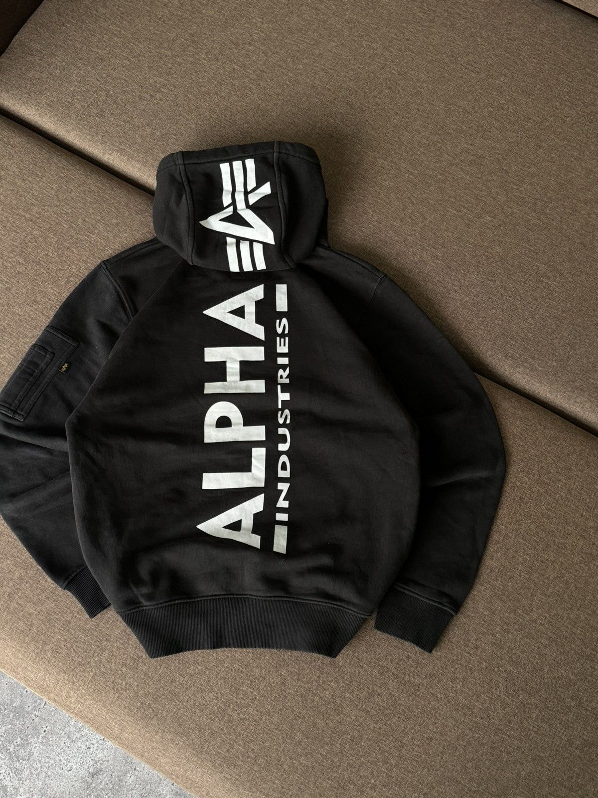 Alpha Industries Vintage Alpha Industries big logo hoodie Size US M / EU 48-50 / 2 - 3 Thumbnail