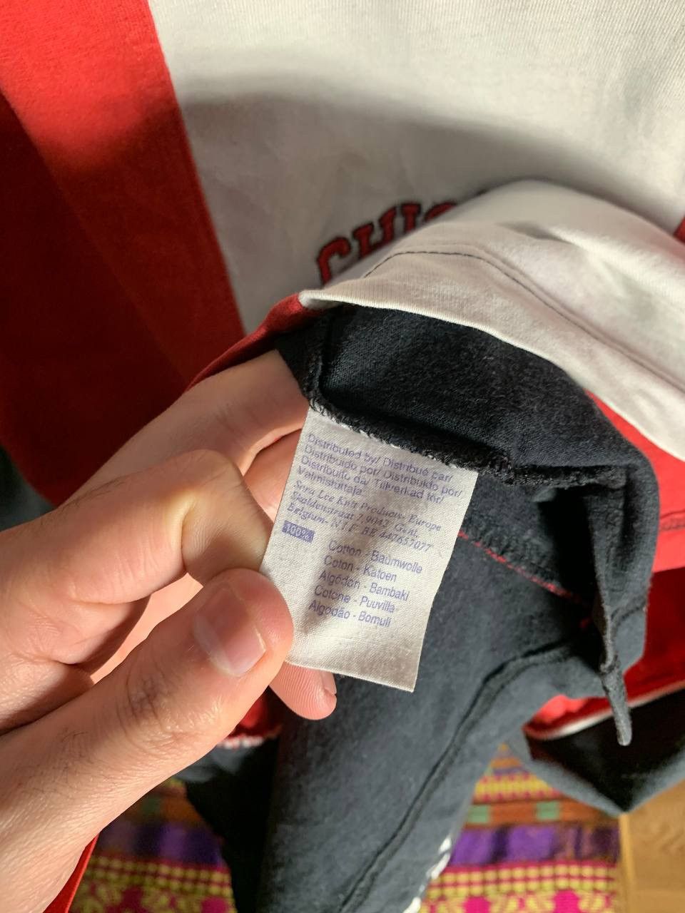 Champion VERY RARE CHAMPION CHICAGO BULLS RETRO T-SHIRT JORDAN 90s Size US XL / EU 56 / 4 - 5 Thumbnail