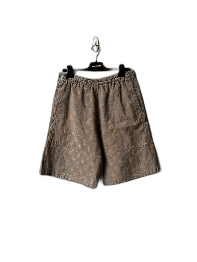 Louis Vuitton Louis Vuitton Logo Pattern Shorts-yf Size US 42 / EU 58 - 1 Thumbnail