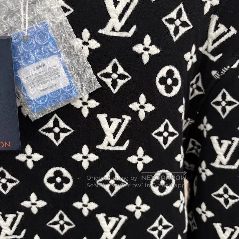Louis Vuitton Louis Vuitton Black full-print logo sweatshirt Size US M / EU 48-50 / 2 - 5 Thumbnail