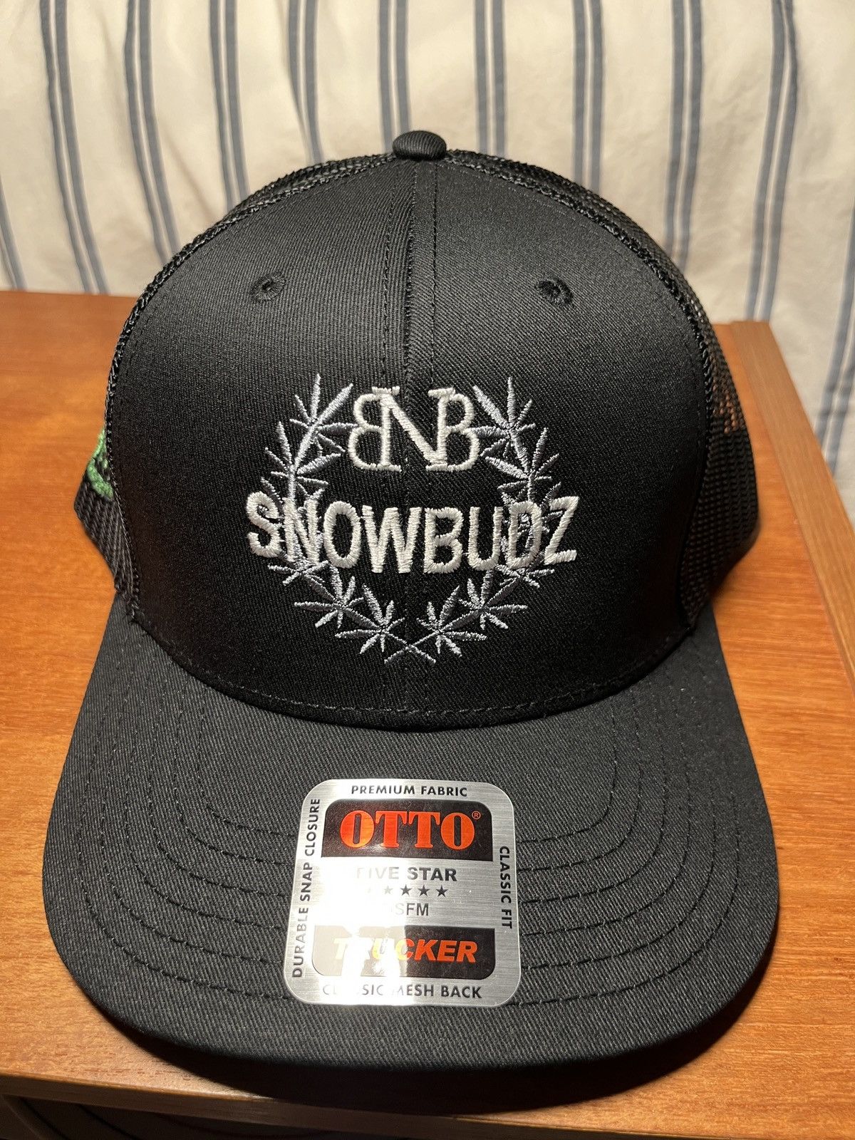 Drain Gang × Sad Boys Snow Strippers x Snowbudz Trucker Hat Size ONE SIZE - 1 Thumbnail