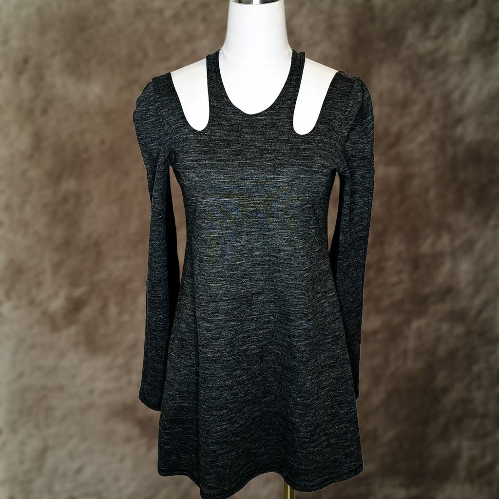 Vintage Maggie Ward Gray Mini Dress Size Medium Shoulder Cutout Fit and Flare Dress Size M / US 6-8 / IT 42-44 - 1 Thumbnail