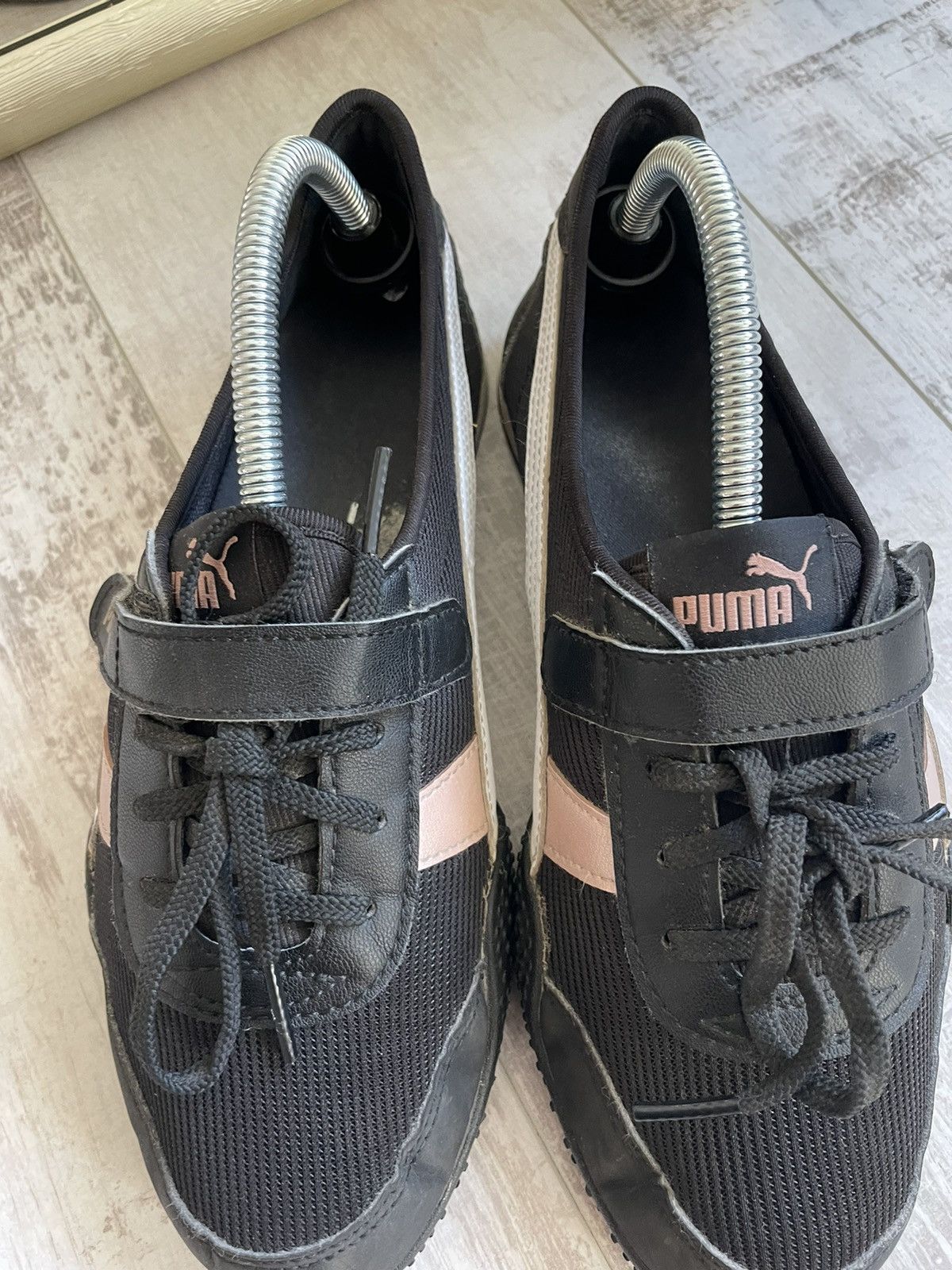 Puma × Vintage Vintage Y2K Puma Speed Cat Style Sneakers Low Top Shoes Size US 9 / IT 39 - 5 Thumbnail