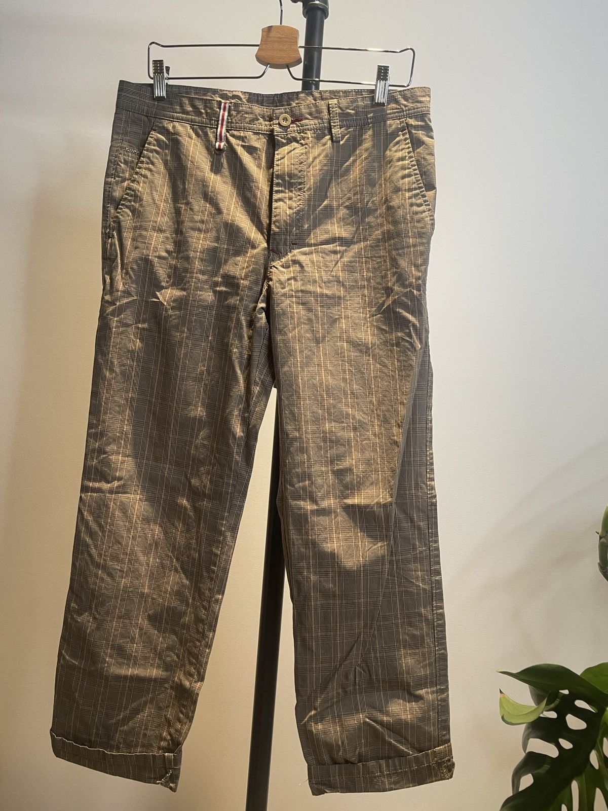 Burberry Burberry London Plaid Cotton Trousers (Vintage, Size 30–32) Size US 33 - 2 Thumbnail