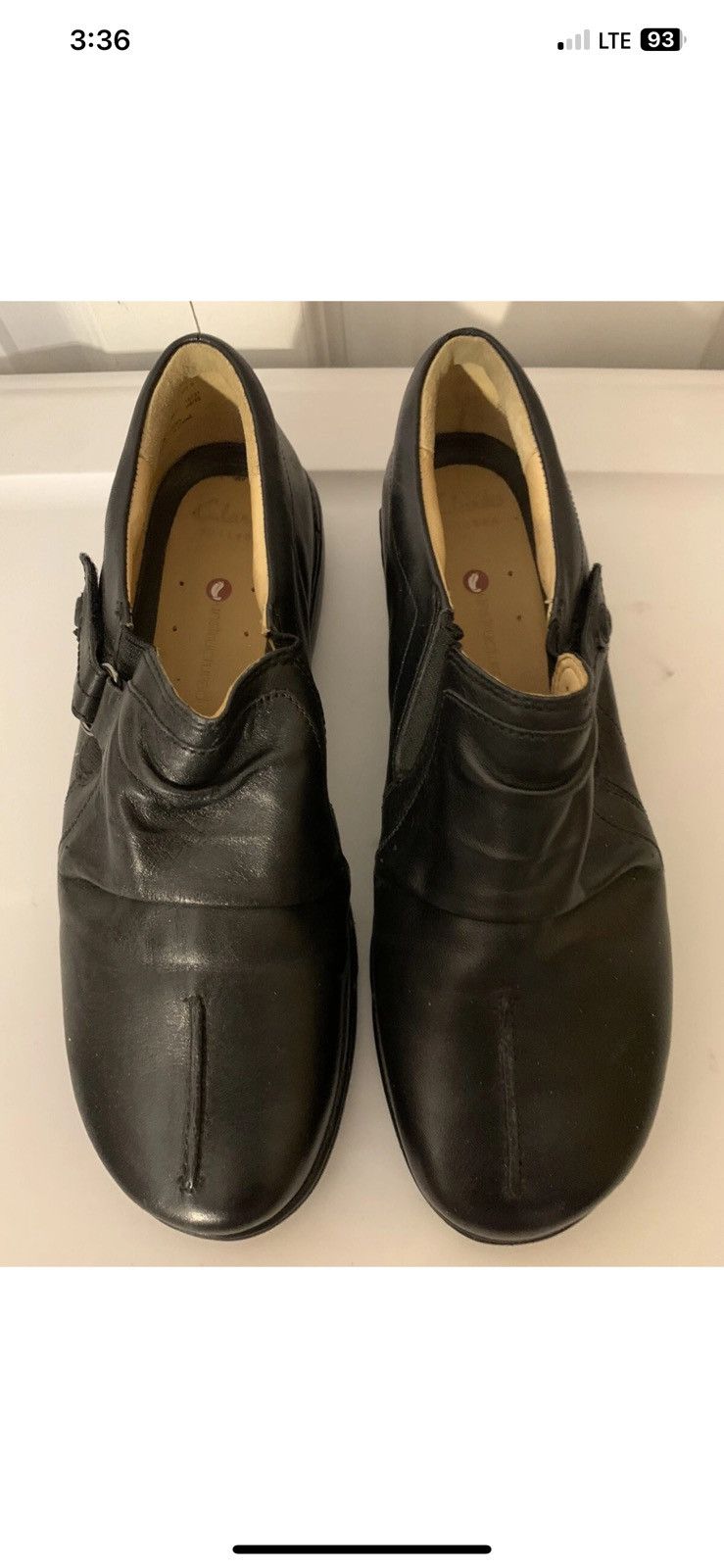 Clarks Clarks Artisan Women's 9M Slip-On Loafer Black Leather Shoe Size US 9 / EU 42 - 1 Thumbnail