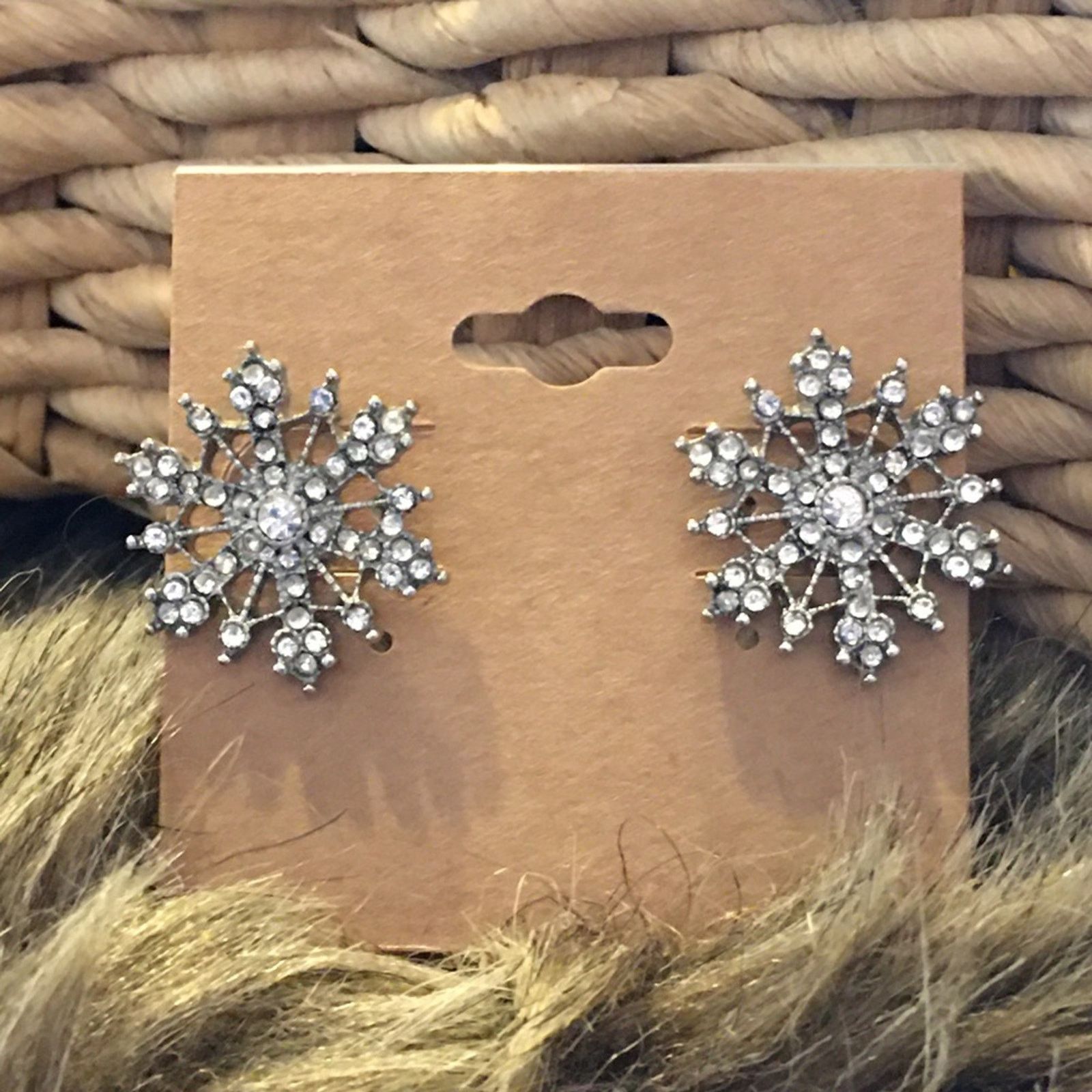 Vintage Vintage silver plate rhinestone snowflake earrings Size ONE SIZE - 1 Thumbnail