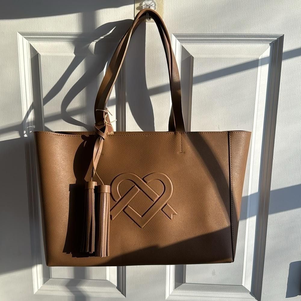 Designer Gunas Tippi tan tote bag- used Size ONE SIZE - 2 Thumbnail