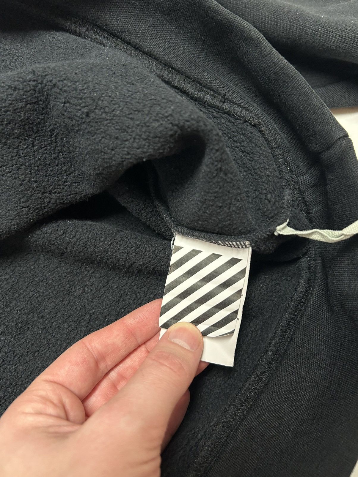 Off-White FW2017 “I Just Was Thinking” Crewneck Size US M / EU 48-50 / 2 - 9 Thumbnail