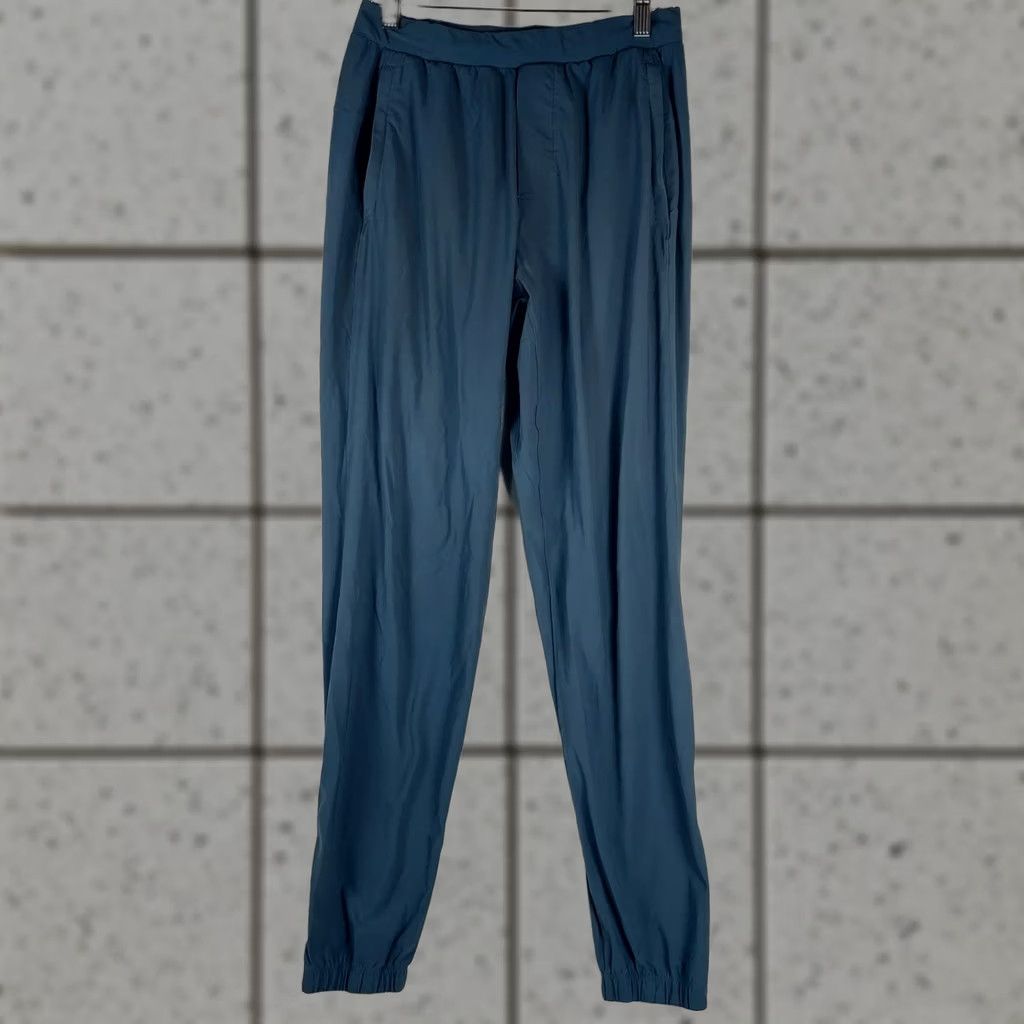 Lululemon Lululemon Women's Jogger Pants Blue S Athletic Lightweight Nylon Blended Fabric Pockets Yoga Activewear Athleisure Spring Summer Fall Tapered Waist Size 28" / US 6 / IT 42 - 1 Thumbnail