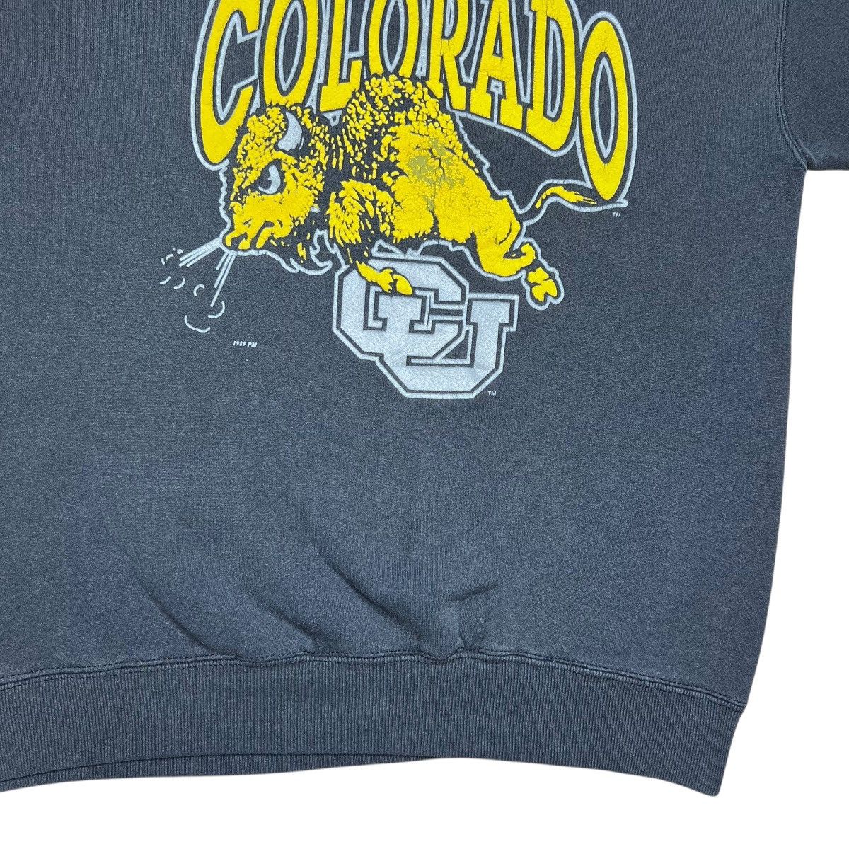 NCAA 1989 NCAA Colorado Buffaloes Mascot Double Sided Sweatshirt Size US XL / EU 56 / 4 - 12 Thumbnail