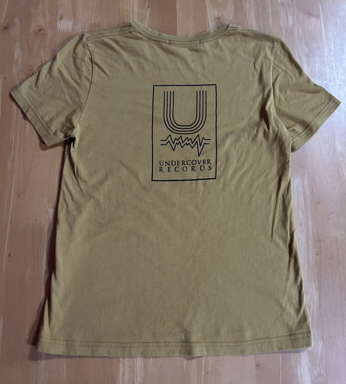 Japanese Brand × Jun Takahashi × Undercover 💥UNDERCOVER RECORD THEO BURP Tshirt Size XS / US 0-2 / IT 36-38 - 2 Thumbnail