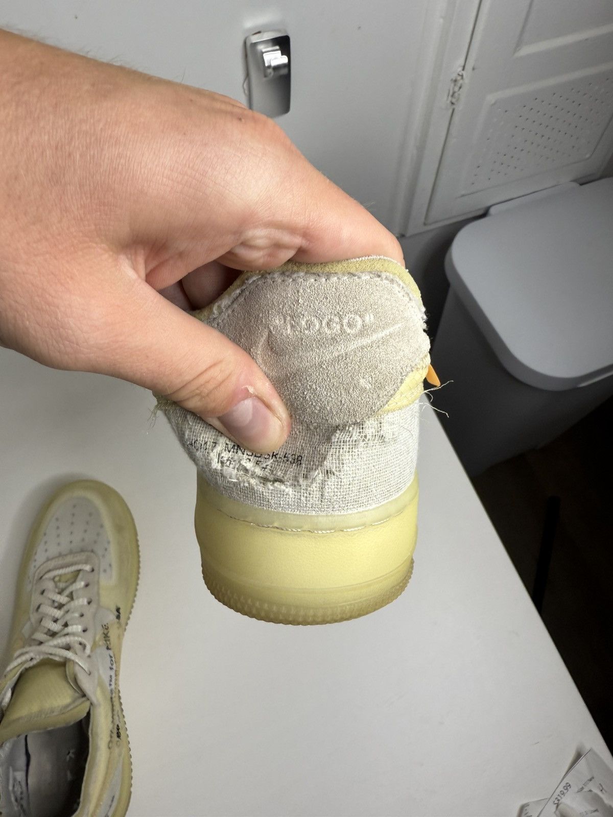 Nike × Off-White Nike Air Force 1 x Off-White The Ten Size US 8 / EU 41 - 7 Thumbnail