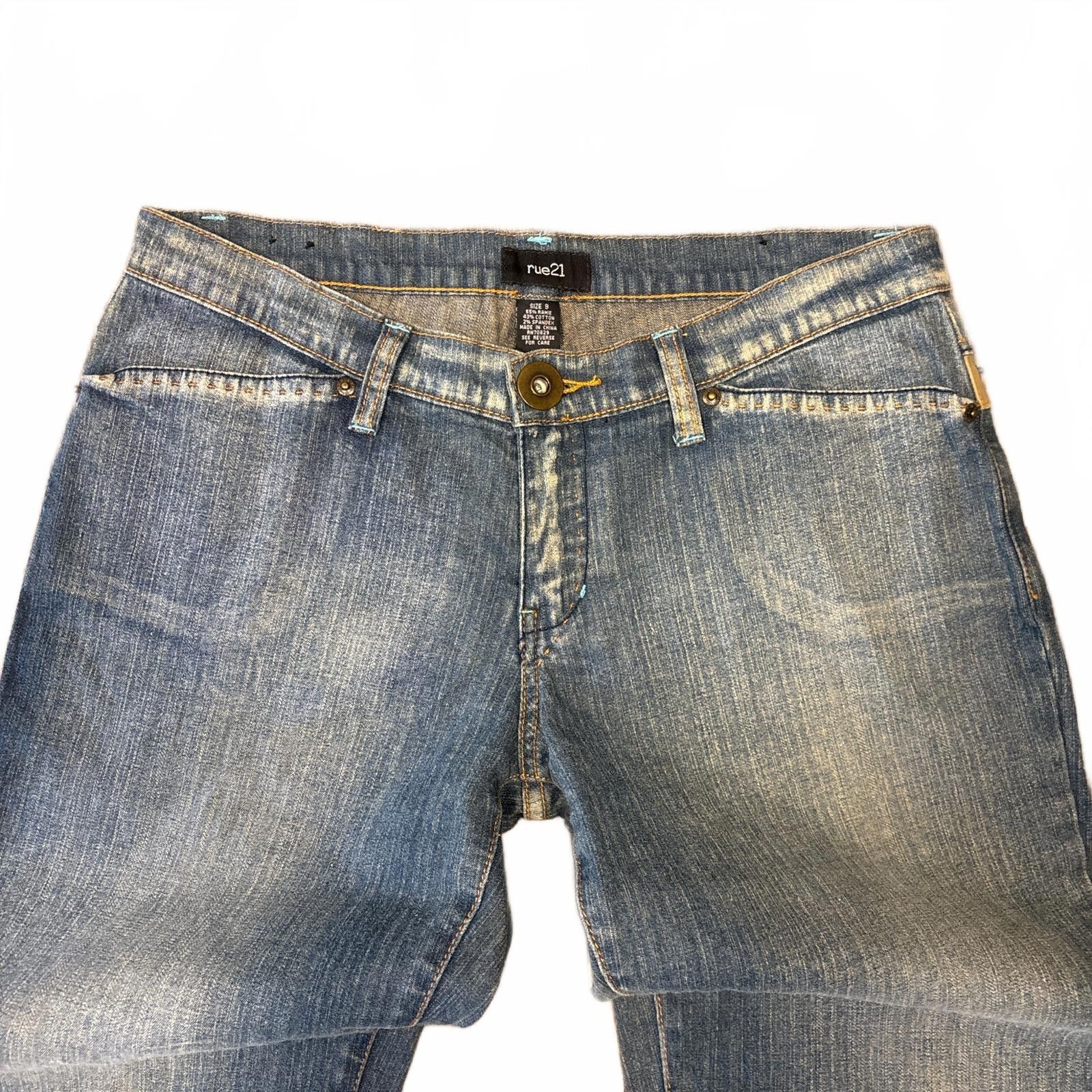 rue21 vintage y2k light wash low waisted flare jeans Size 31" - 3 Thumbnail
