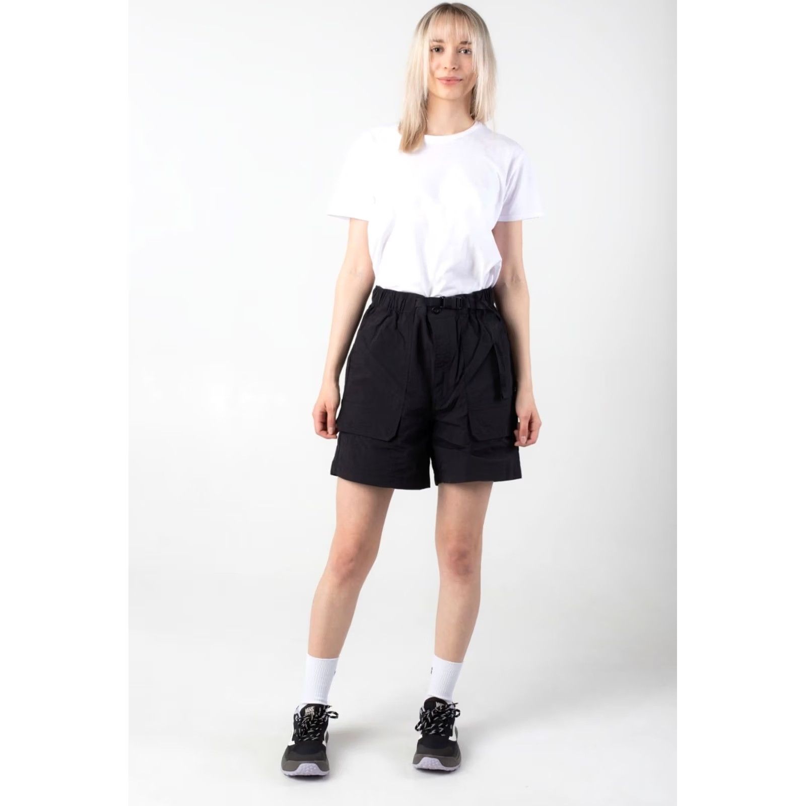 Vans Vans MTE Trek Guide Shorts Womens Small Black Brand New Size 28" / US 6 / IT 42 - 4 Thumbnail