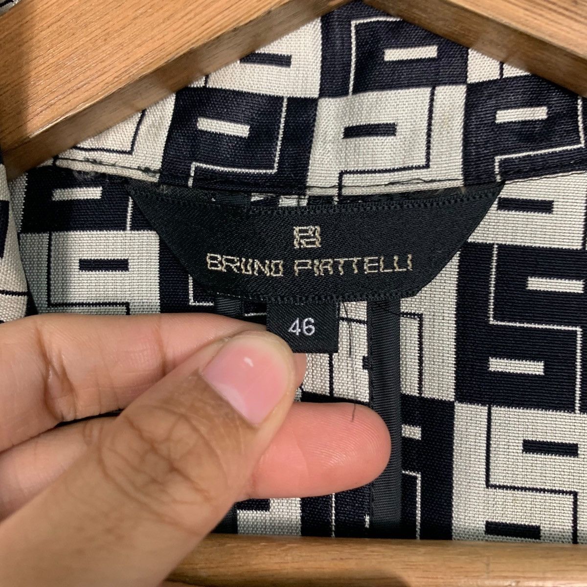Bruno Piattelli BRUNO PIRTTELLI Checkered Trench Coat #2683-C120 Size L / US 10 / IT 46 - 15 Thumbnail