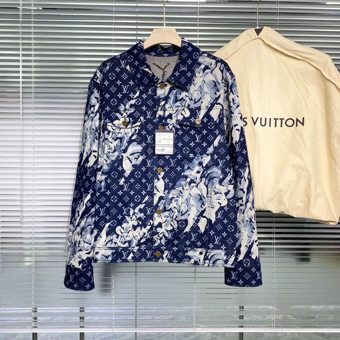 Louis Vuitton LV 2025 Monogram Denim Jacket Size US M / EU 48-50 / 2 - 1 Thumbnail