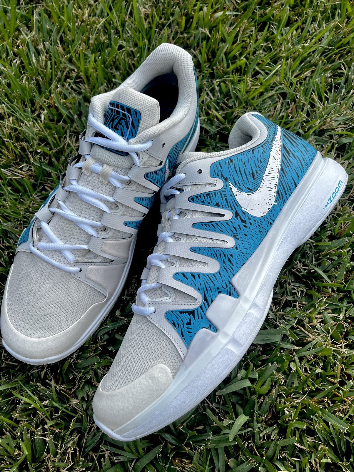 Nike RARE Nike Zoom Vapor Tour 9.5 size 14 Cali Murals Tennis Size US 14 / EU 47 - 2 Thumbnail