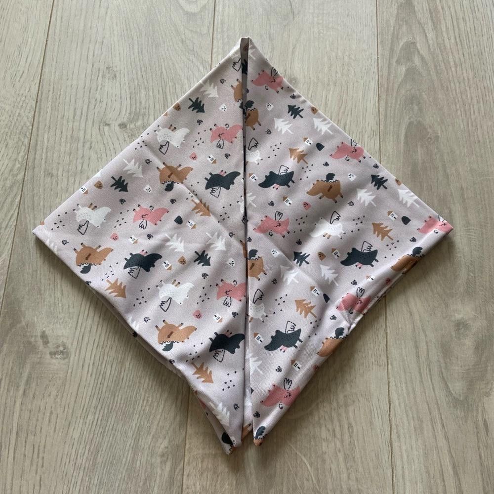 Designer Furtees Grey Flying Pigs Dog Bandana Size ONE SIZE - 3 Thumbnail