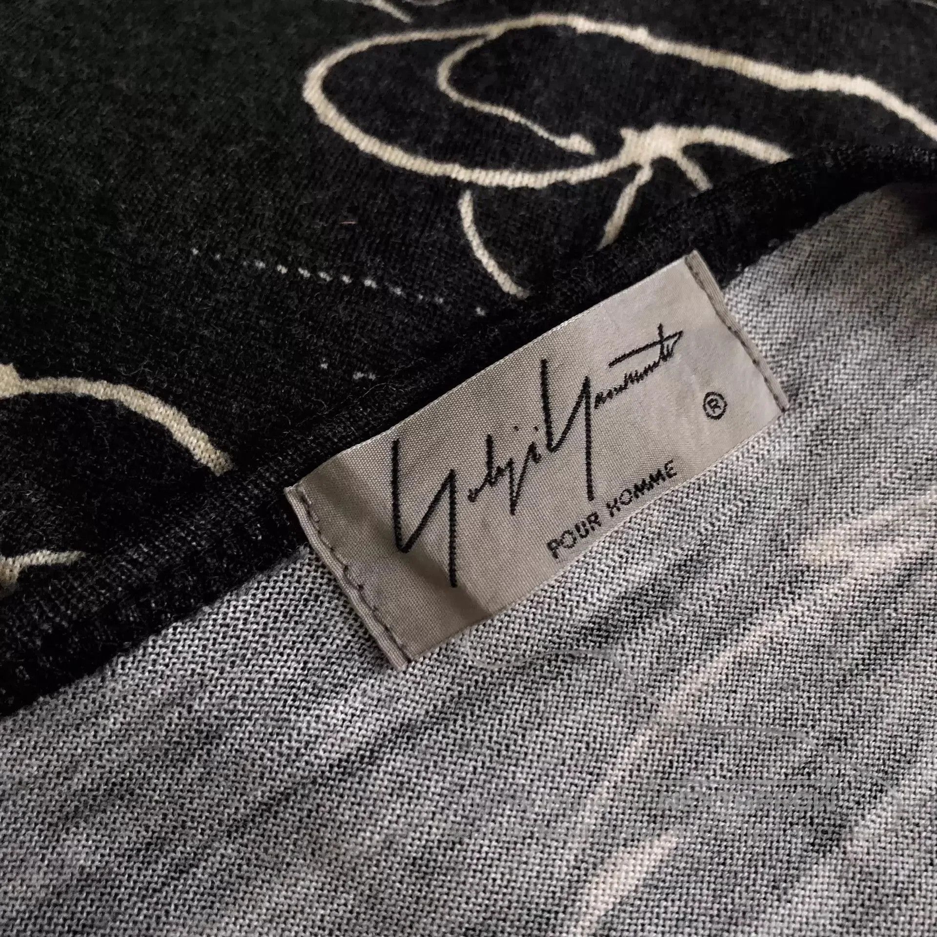 Yohji Yamamoto Yohji Yamamoto artificial human 009 cut to replace sweater. Size US L / EU 52-54 / 3 - 7 Thumbnail