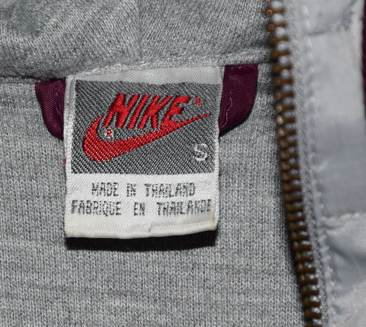 Nike RARE VINTAGE NIKE USA BEAVERTON OREGON OVERHEAD JACKET S Size US S / EU 44-46 / 1 - 12 Thumbnail