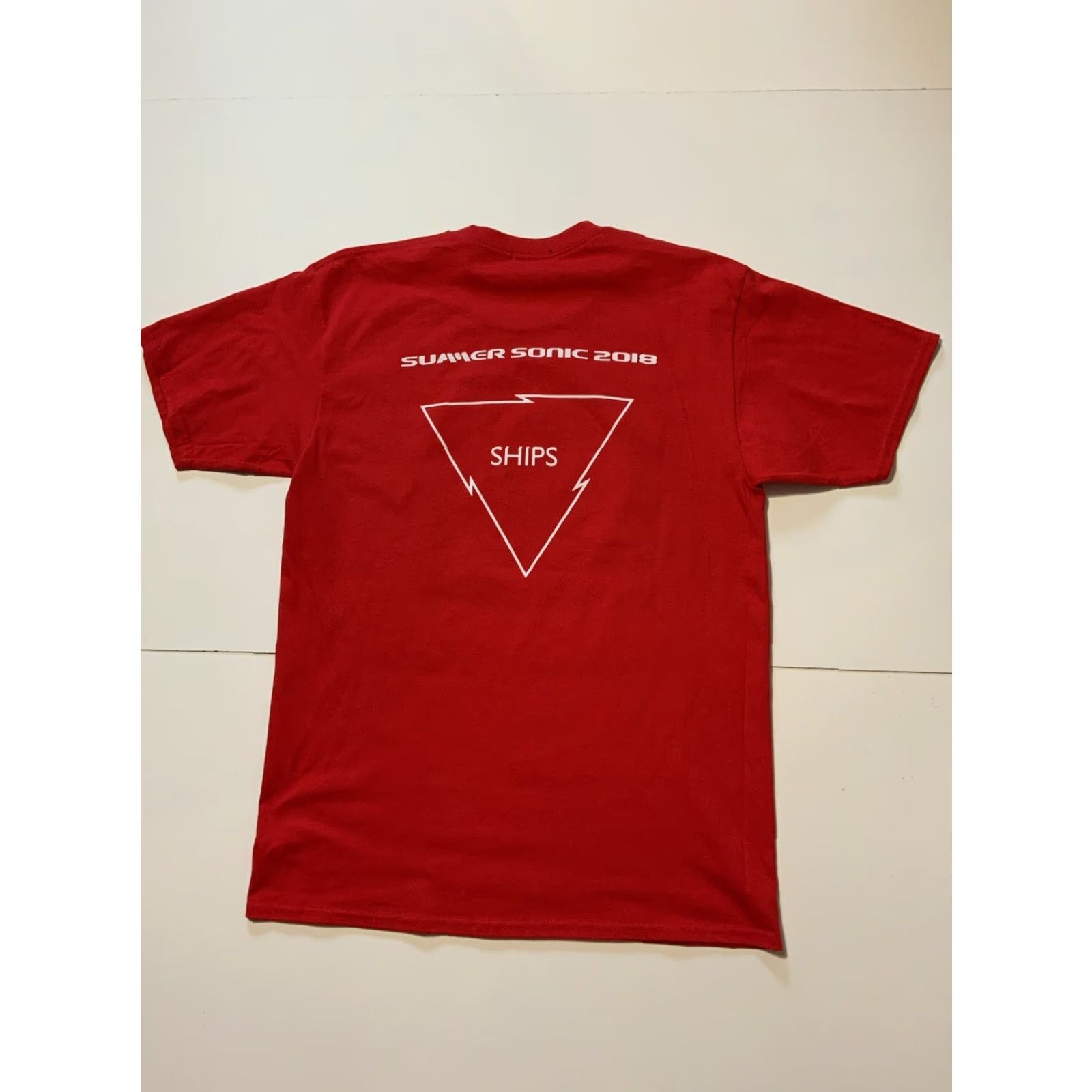 Vintage VINTAGE Ships Summer Sonic Music Festival 2018 Made In Japan Red Crewneck T-Shirt Sz. M Mens Size US M / EU 48-50 / 2 - 2 Thumbnail