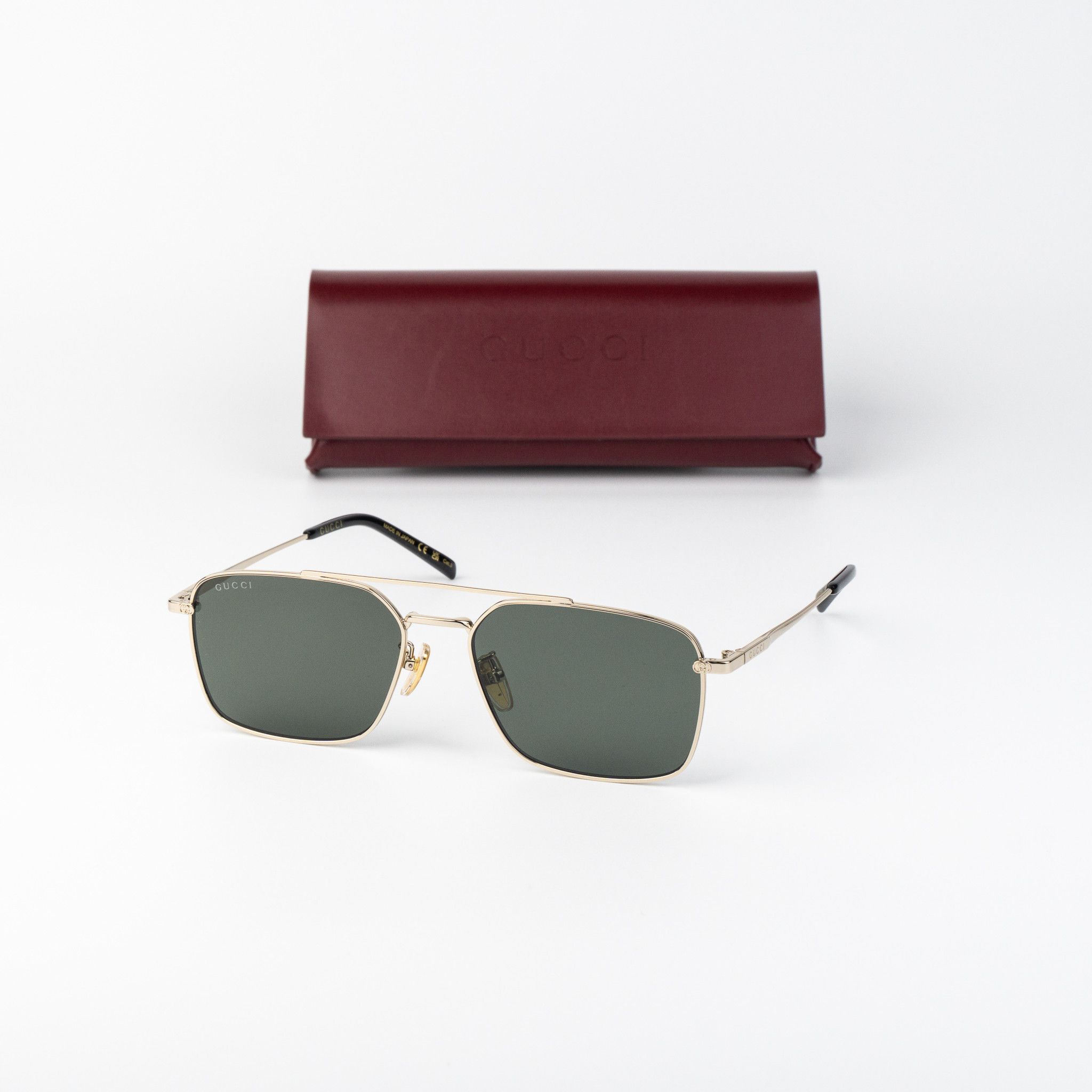 Gucci × Vintage ✨ Y2K Gucci Small Sunglasses Clear Grey GG2452
