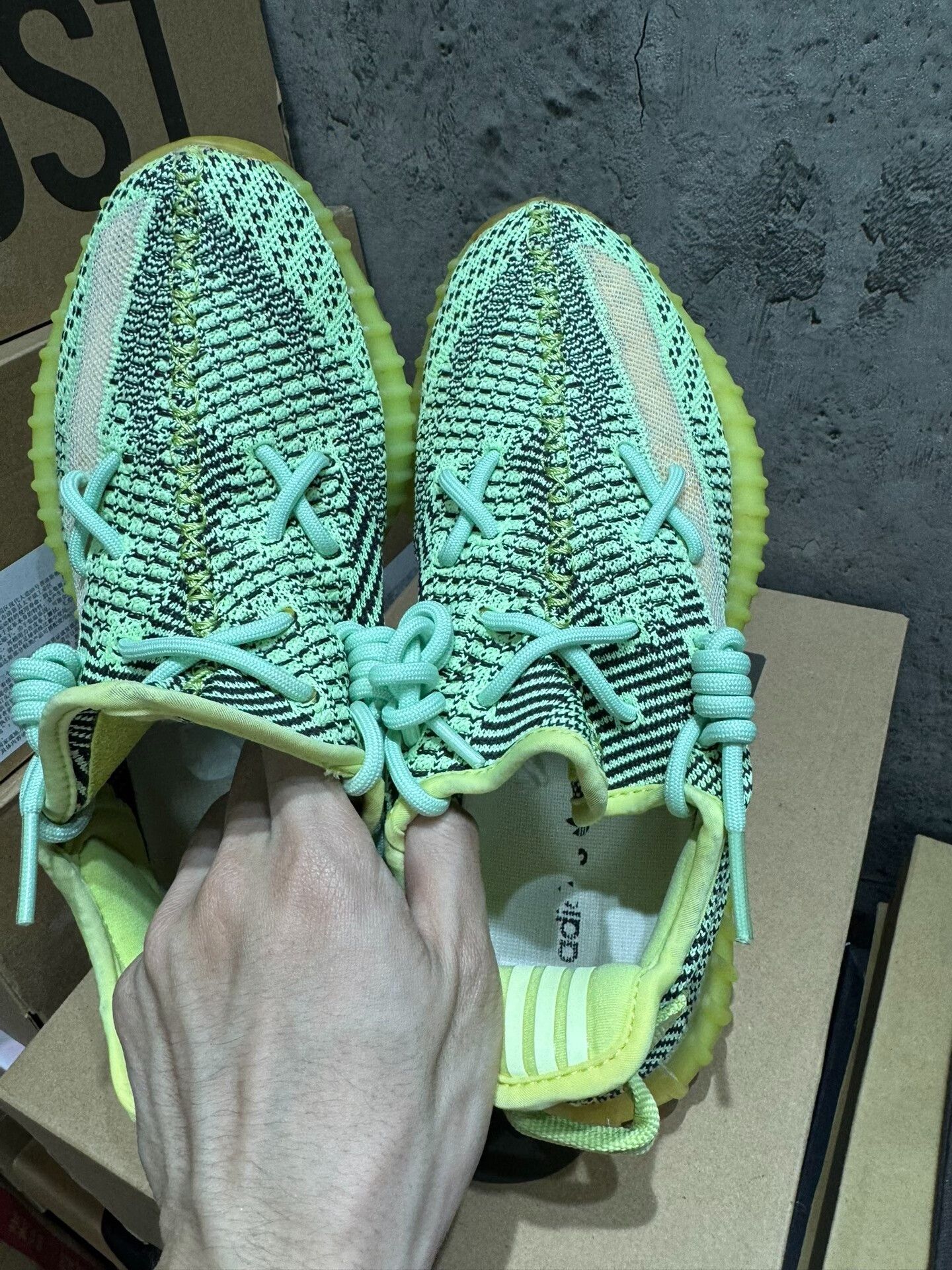 Adidas Adidas YEEZY350 Green Lowtop Sneakers 40 Men Size US 7.5 / EU 40-41 - 1 Thumbnail