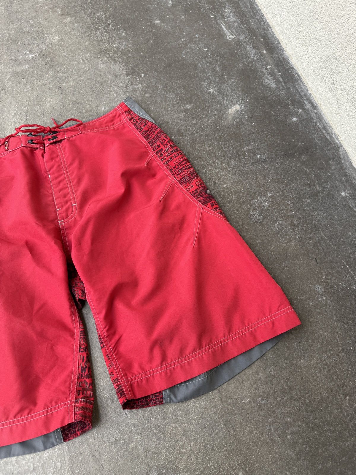 Oakley Vintage Oakley Surf Shorts Size US 33 - 5 Thumbnail