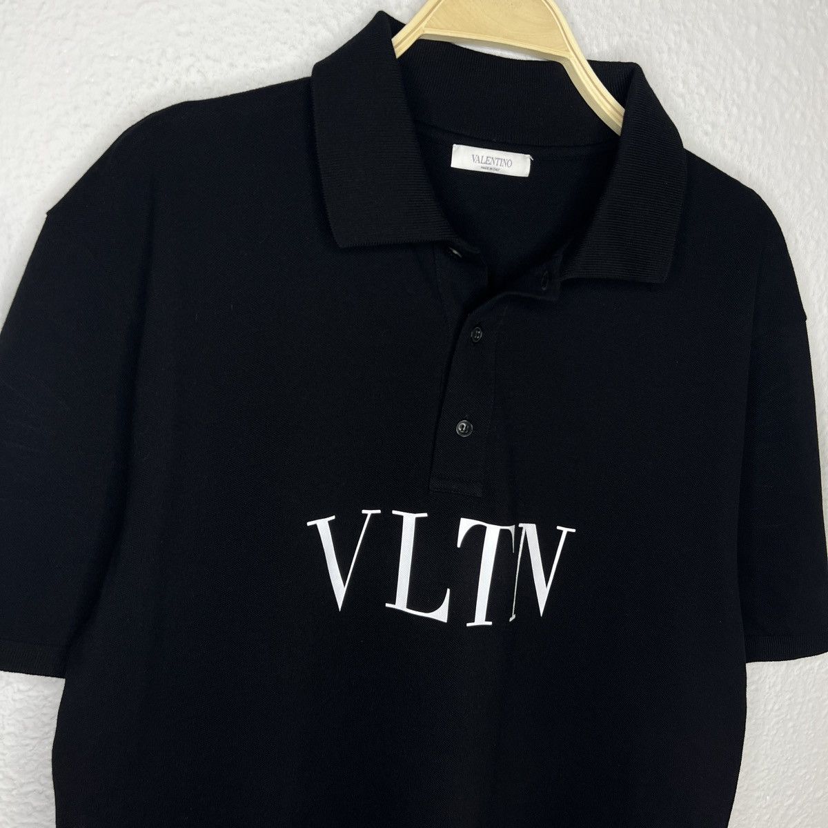 Valentino Valentino VLTN Polo Shirt Tshirt Tee Big Logo Black White Size US XL / EU 56 / 4 - 3 Thumbnail