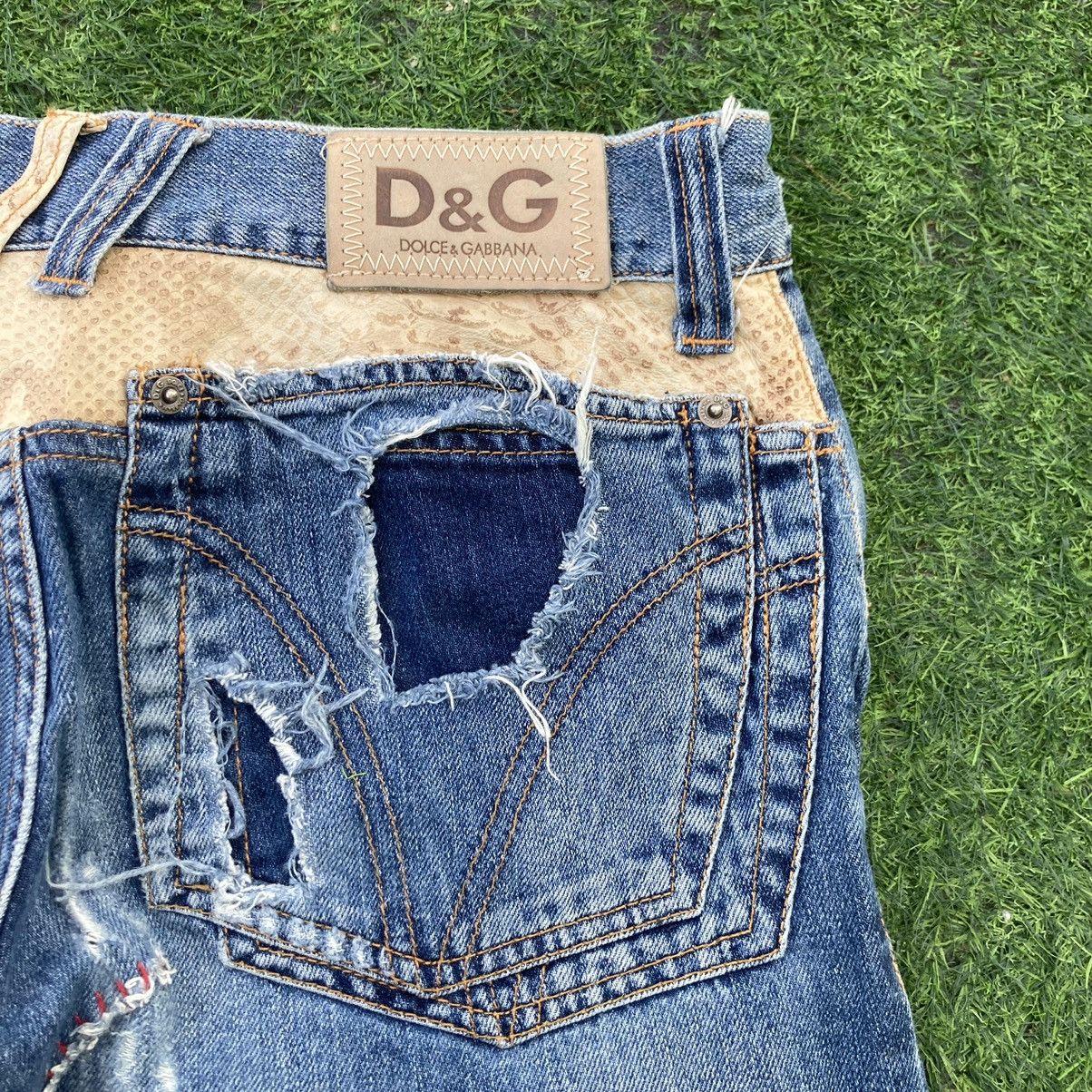 Dolce & Gabbana DOLCE AND GABBANA RIPED STYLE JEANS Size US 29 - 12 Thumbnail