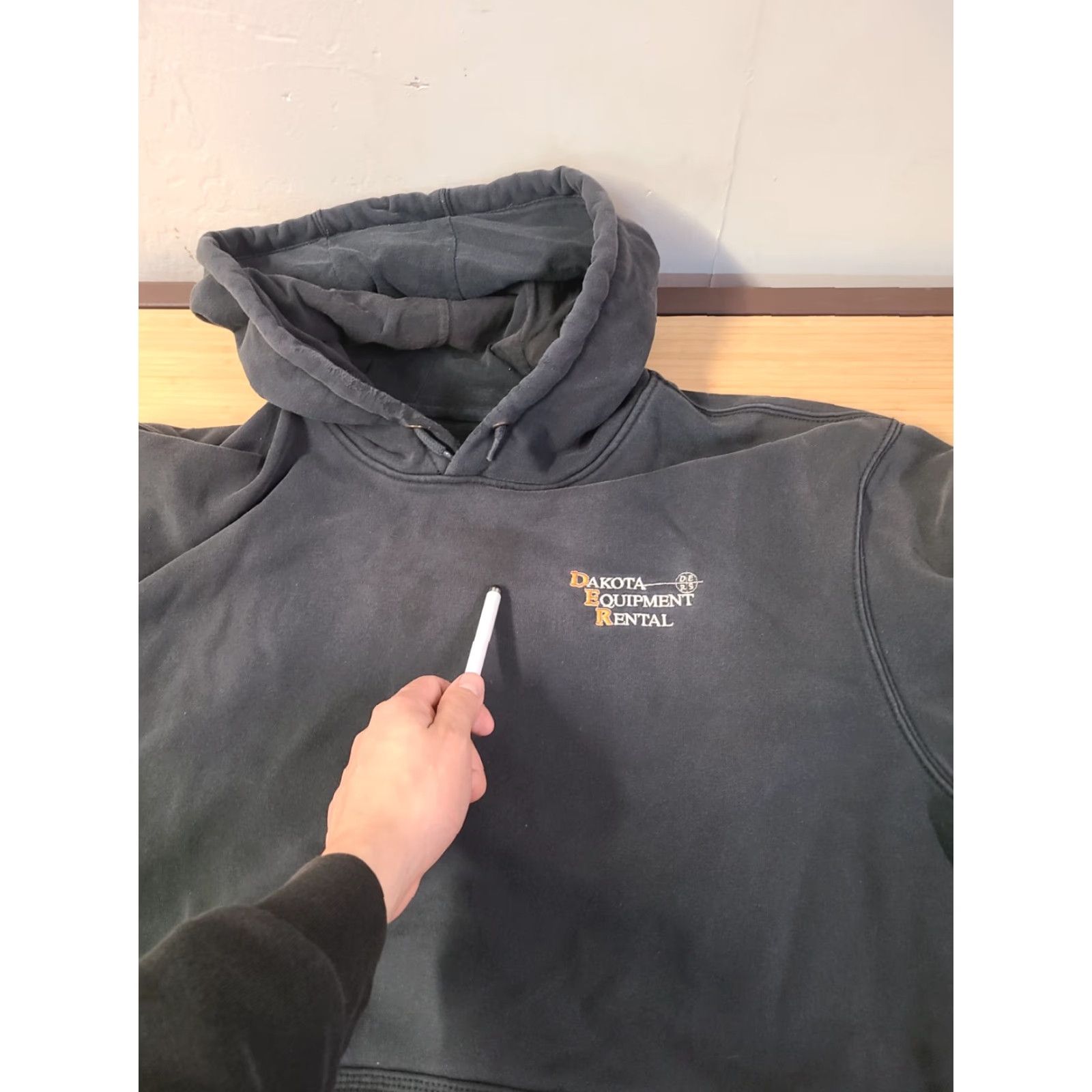 Carhartt VINTAGE Carhartt Rain Defender Rutland Jacket Hoodie Sweatshirt XL Black Regular Mens Size US XL / EU 56 / 4 - 6 Thumbnail