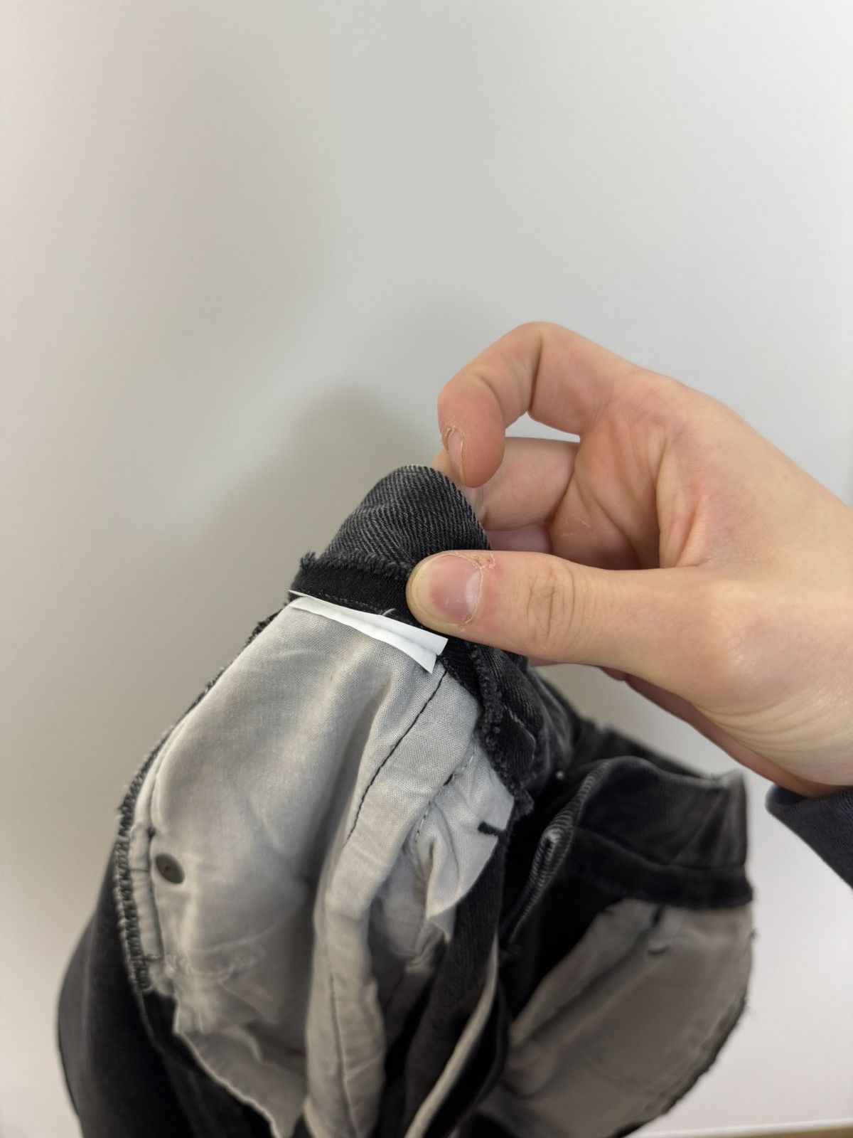 Maison Margiela Maison Margiela Black Deconstructed Hybrid Jeans Line 1 Size 27" / US 4 / IT 40 - 17 Thumbnail