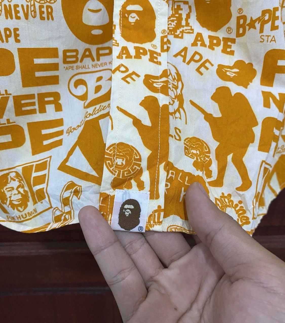 Bape Bape All Logo Button Up Shirt Size US S / EU 44-46 / 1 - 7 Thumbnail