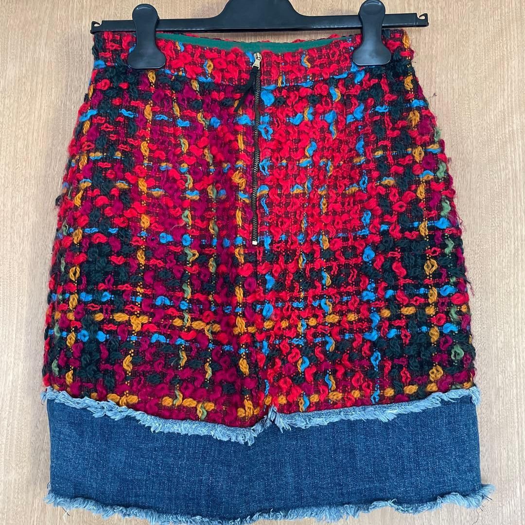 Dolce & Gabbana D&G Dolce & Gabbana knitted skirt multicolor red tones Size 27" / US 4 / IT 40 - 2 Thumbnail