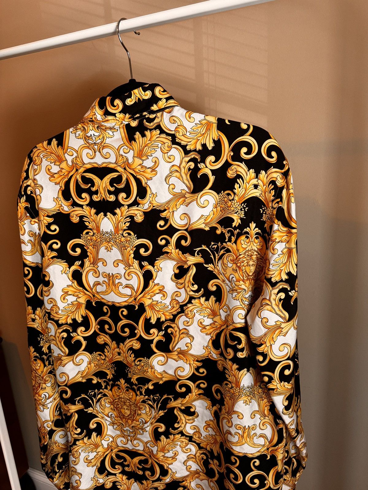 Versace Versace Renaissance 100% Silk button-down long sleeve shirt Size US L / EU 52-54 / 3 - 4 Thumbnail