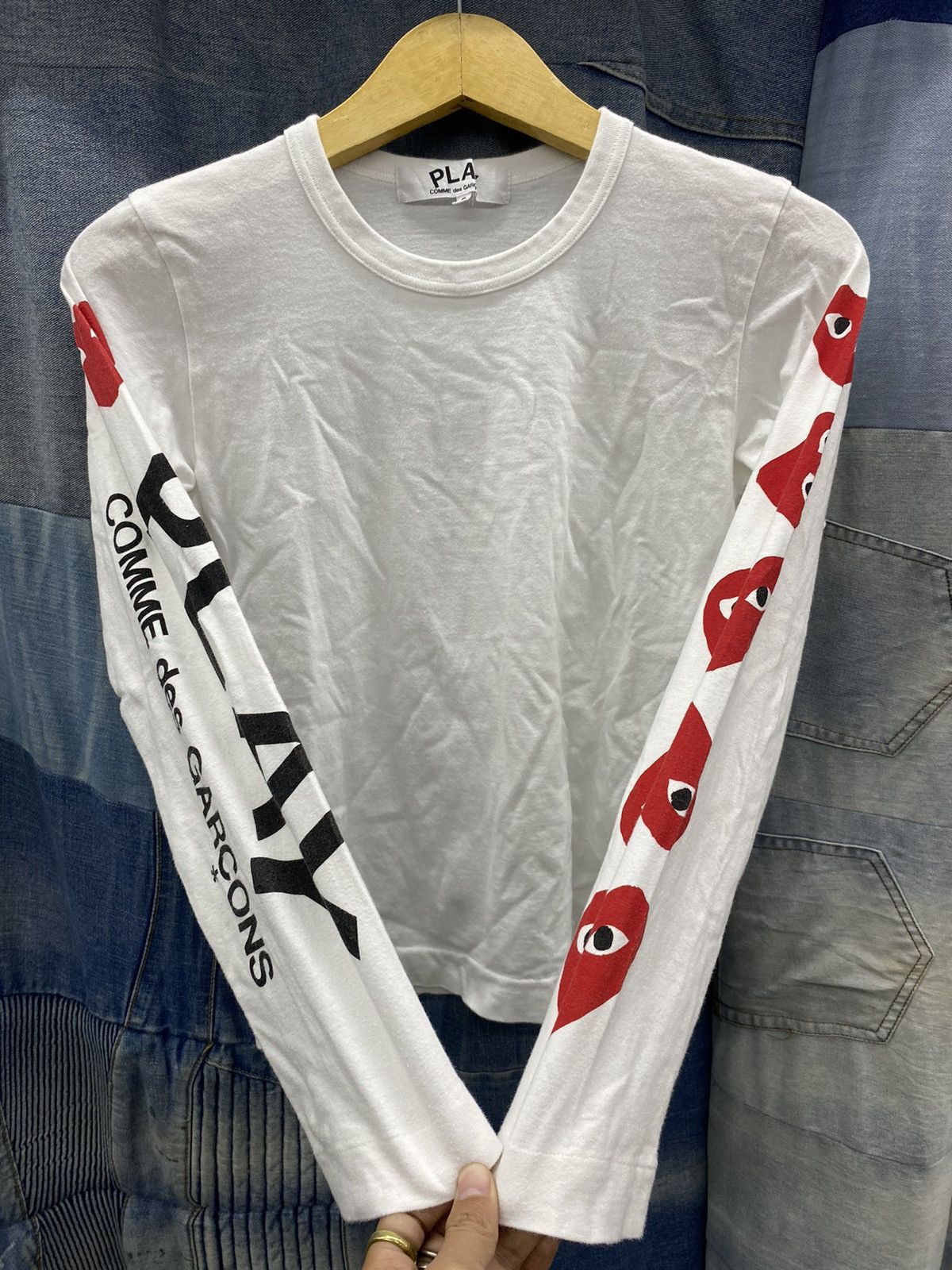 CDG by Comme des Garcons × Comme des Garcons PLAY × Designer Cdg play longsleeve white Size XS / US 0-2 / IT 36-38 - 2 Thumbnail