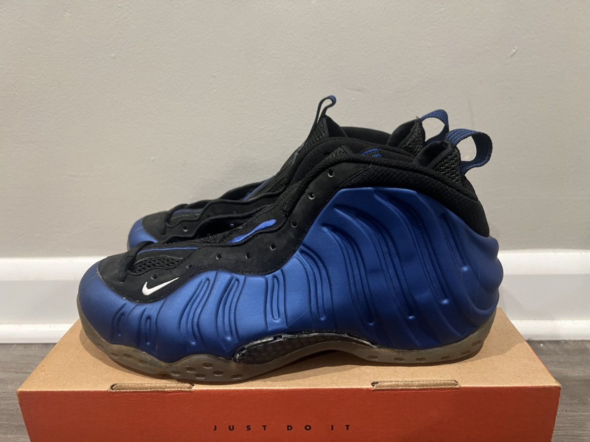 Size 9 Vintage 1997 Nike Air Foamposite One Dark Neon Royal