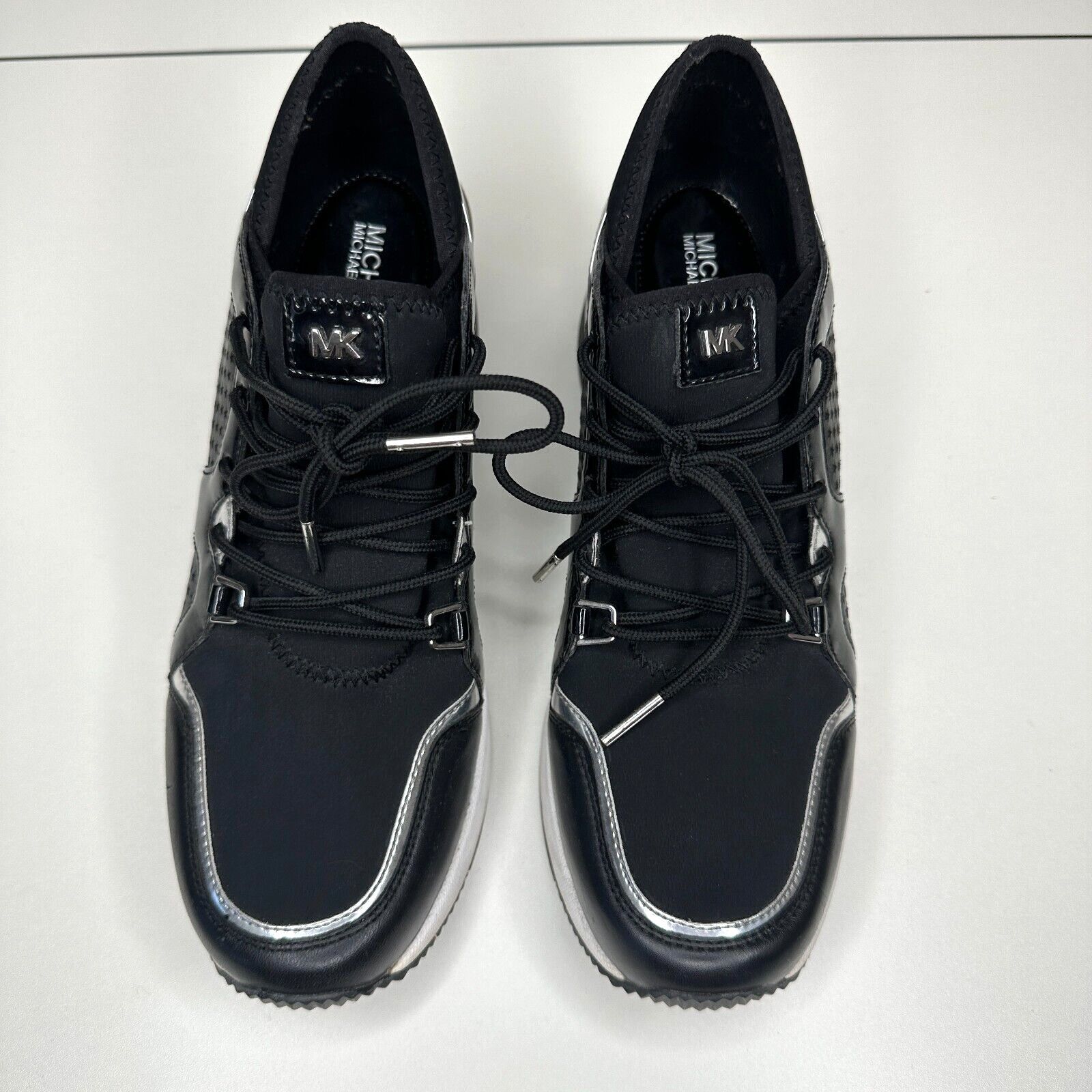 Michael Kors Michael Kors Black Scout Trainer Scuba Leather Sneaker 9 Size US 9 / IT 39 - 4 Thumbnail