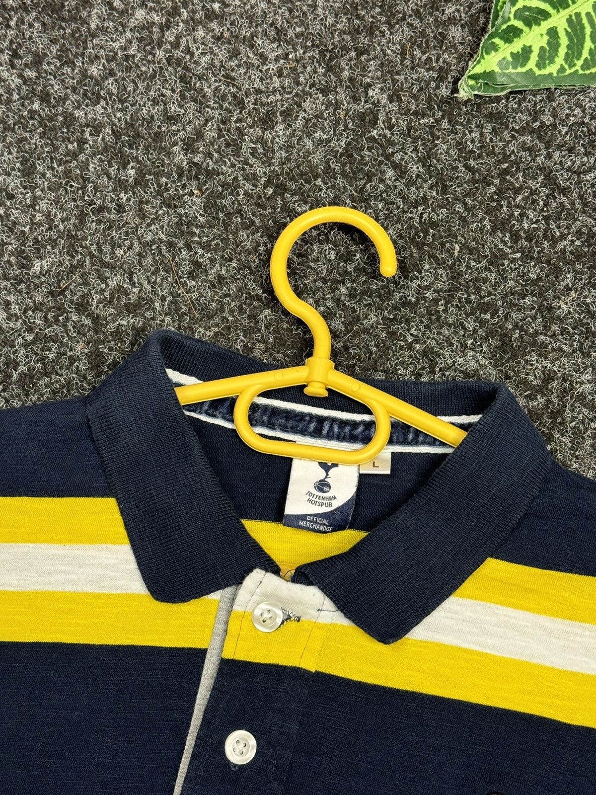 Other Tottenham Polo Football Soccer Jersey size L Size US L / EU 52-54 / 3 - 9 Thumbnail