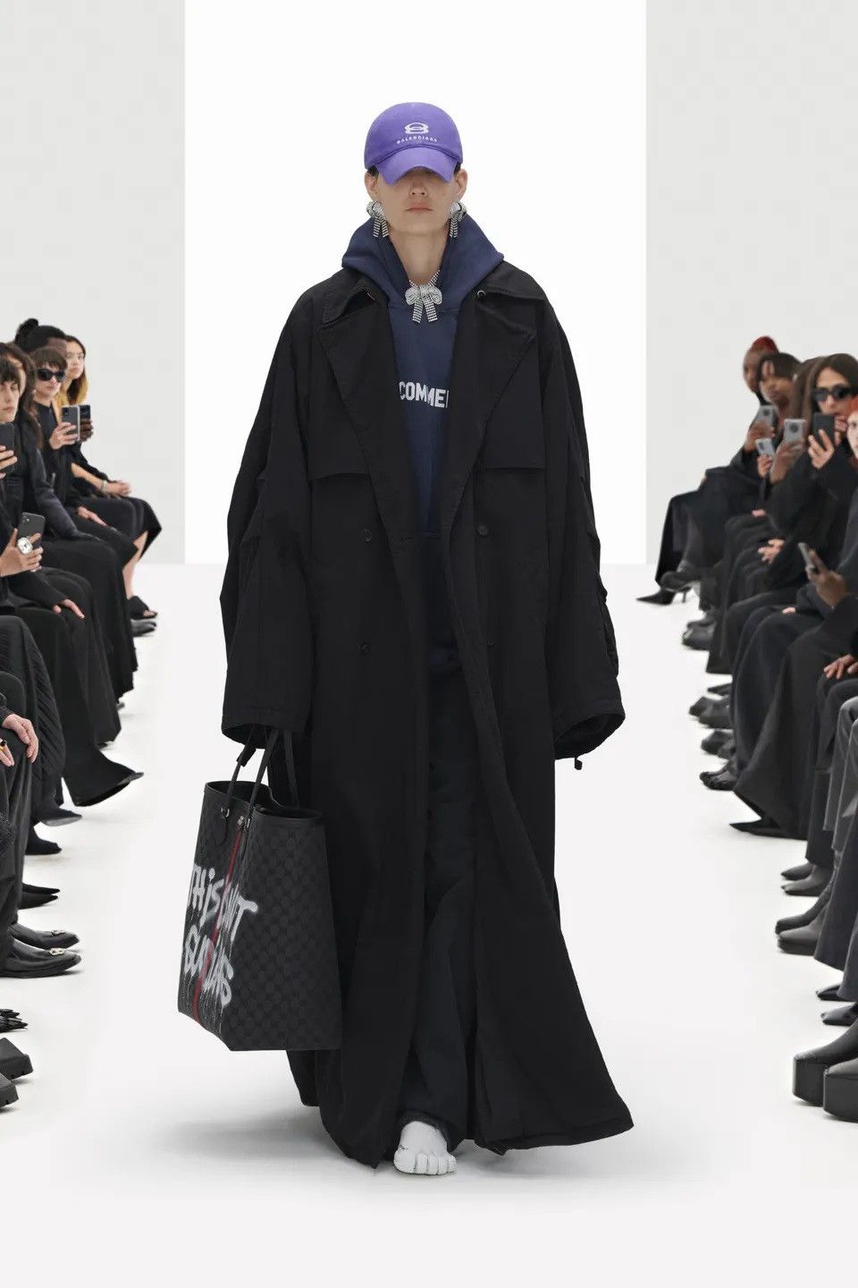 Balenciaga The Hacker Project Graffiti Medium Ophidia Tote Bag Size ONE SIZE - 5 Thumbnail