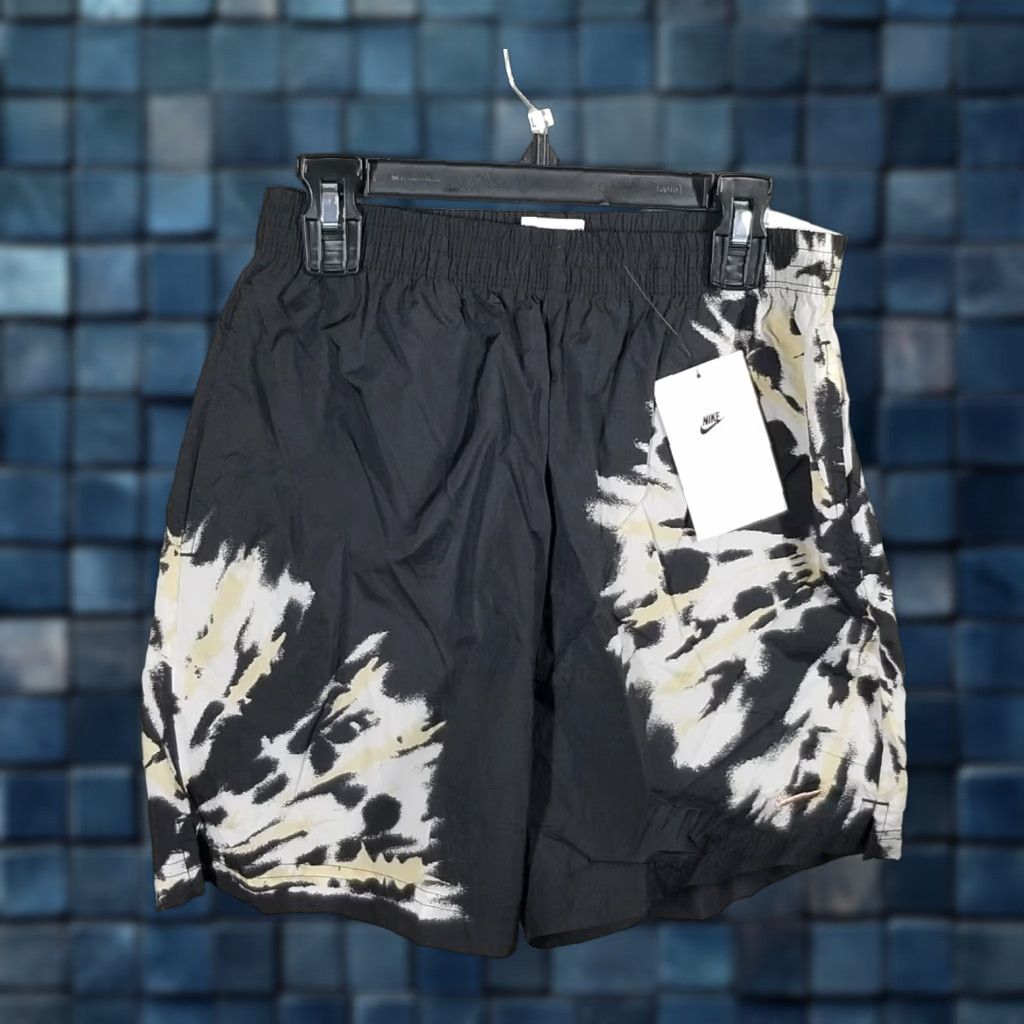 Nike NIKE Sportswear Woven Shorts XS Black Activewear Women 4.5" Inseam Breathable Athletic Summer Size 26" / US 2 / IT 38 - 1 Thumbnail